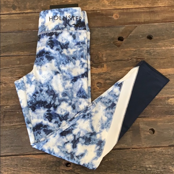 Hollister Yoga 🧘♀️ Workout Soft Leggings NWT - Picture 1 of 8